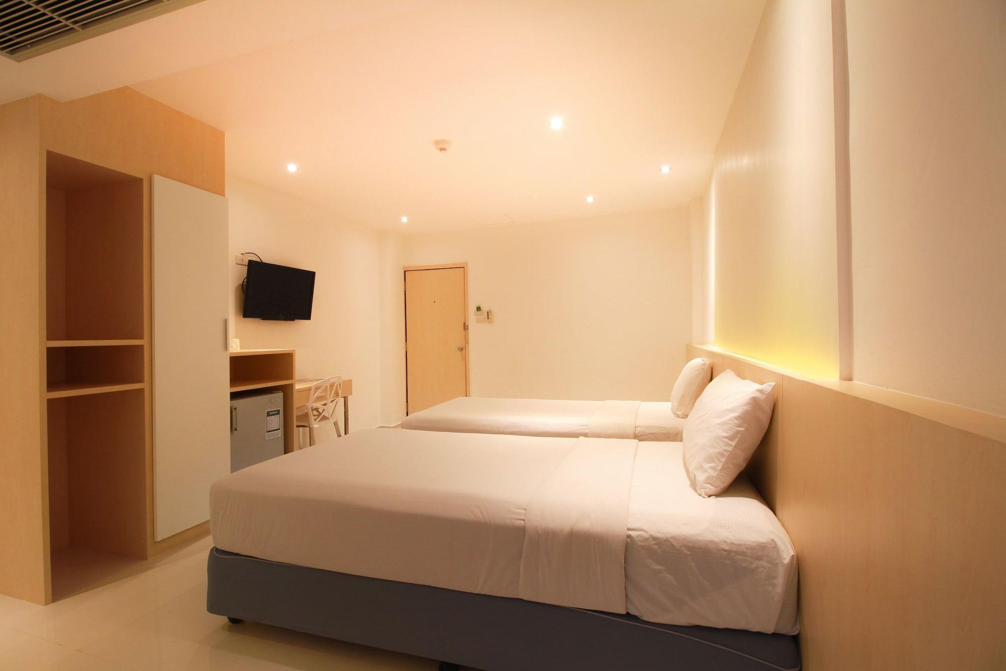 Ten Stars Hotel Бангкок Экстерьер фото